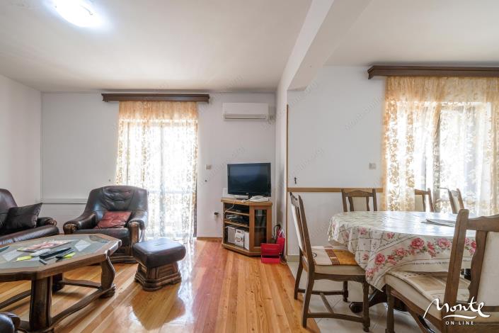 Image No.13-5 Bed House for sale