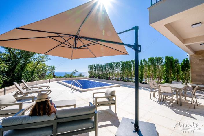 Image No.36-4 Bed Townhouse for sale