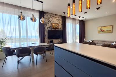 sovershenno-novaya-stilnaya-villa-s-bassejnom-v-g-herczeg-novi_01