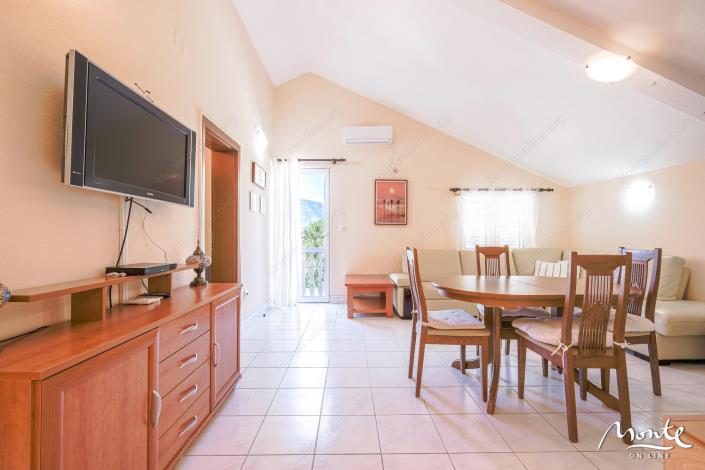 Image No.3-Appartement de 2 chambres à vendre à Kotor