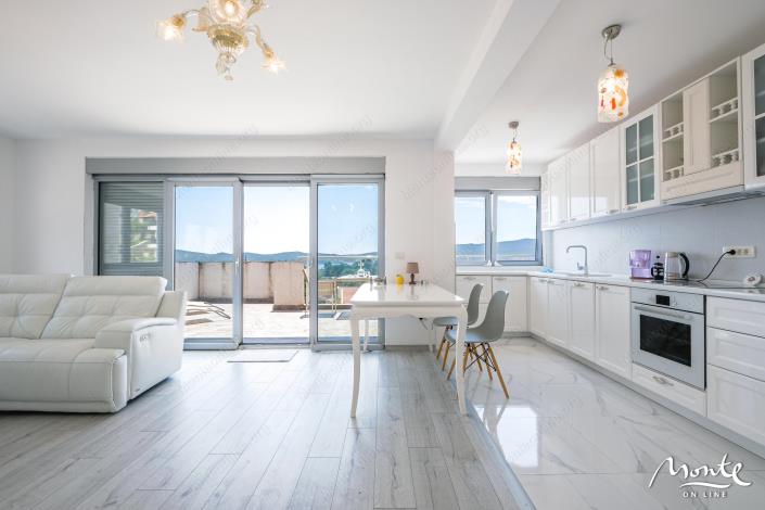 Image No.3-3 Bed Penthouse for sale