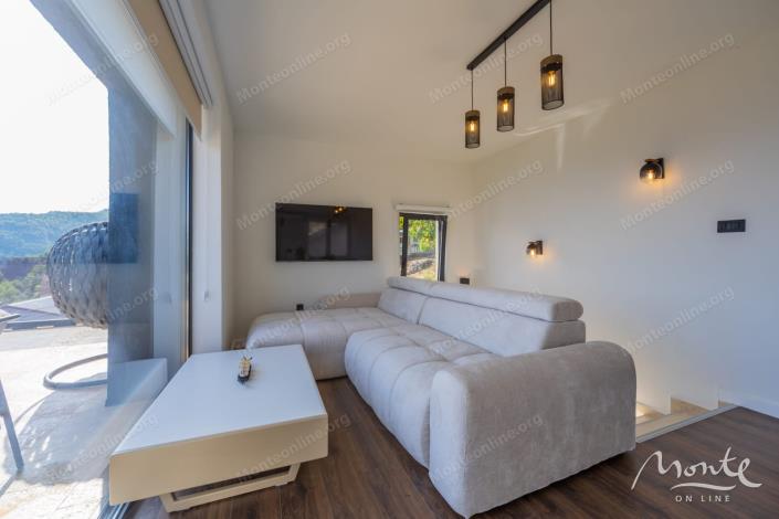 Image No.11-6 Bed Villa for sale