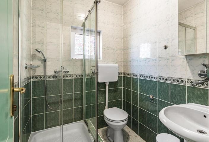 Image No.7-15 Bed Hotel for sale