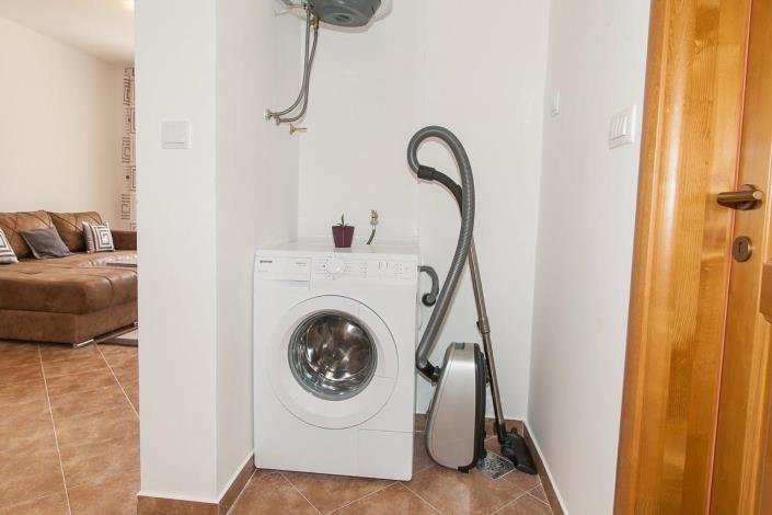 Image No.12-1 Bed Flat for sale