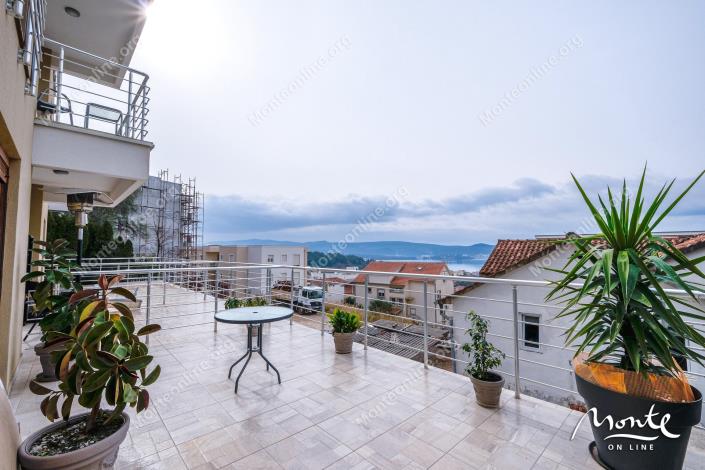 Image No.21-2 Bed Flat for sale