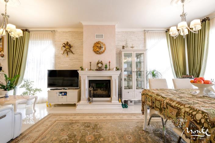 Image No.8-2 Bed Flat for sale