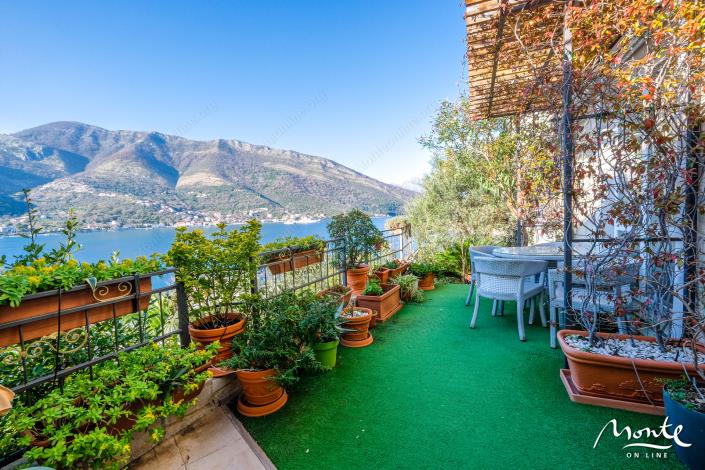 Image No.21-2 Bed Flat for sale