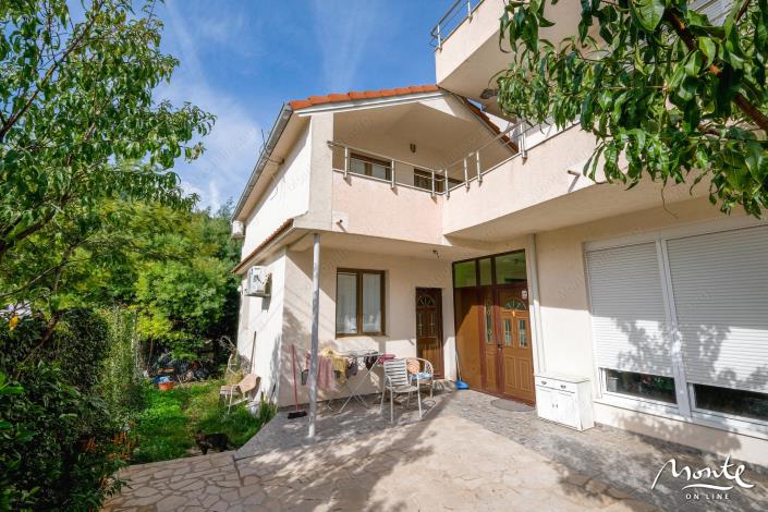 Image No.7-13 Bed Hotel for sale