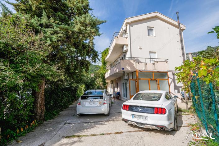 Image No.13-13 Bed Hotel for sale