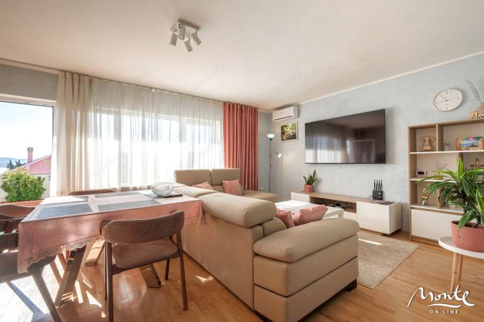 Image No.3-2 Bed Flat for sale