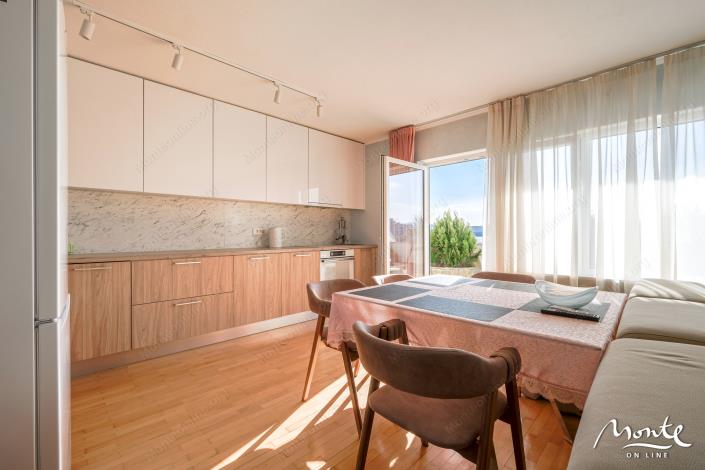 Image No.7-2 Bed Flat for sale