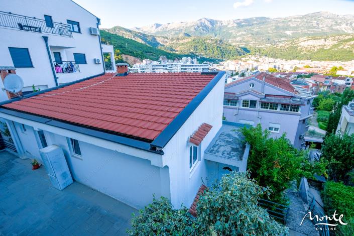 Image No.13-6 Bed House for sale