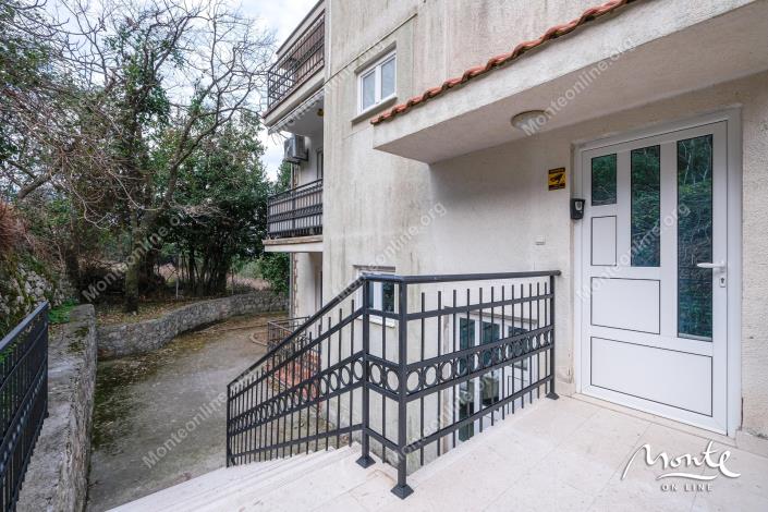 Image No.32-2 Bed Apartment for sale