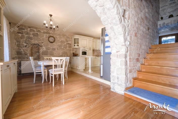 Image No.11-6 Bed Villa for sale