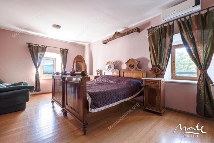 Image No.29-6 Bed Villa for sale