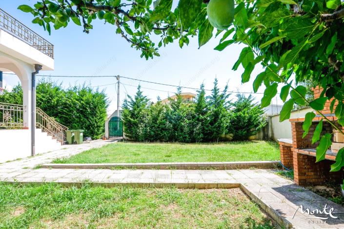 Image No.4-6 Bed House for sale