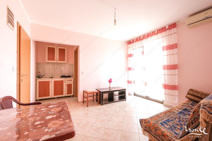 Image No.20-6 Bed House for sale