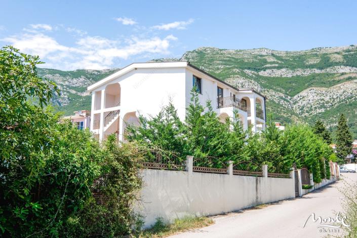 Image No.35-6 Bed House for sale