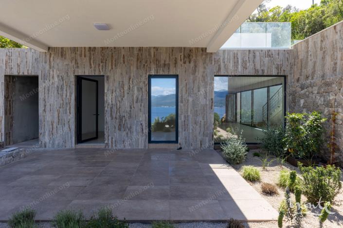 Image No.3-5 Bed Villa for sale