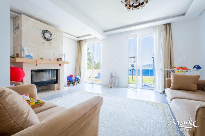 Image No.14-3 Bed House for sale