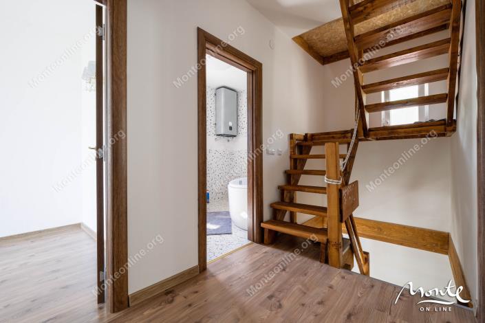 Image No.15-3 Bed House for sale