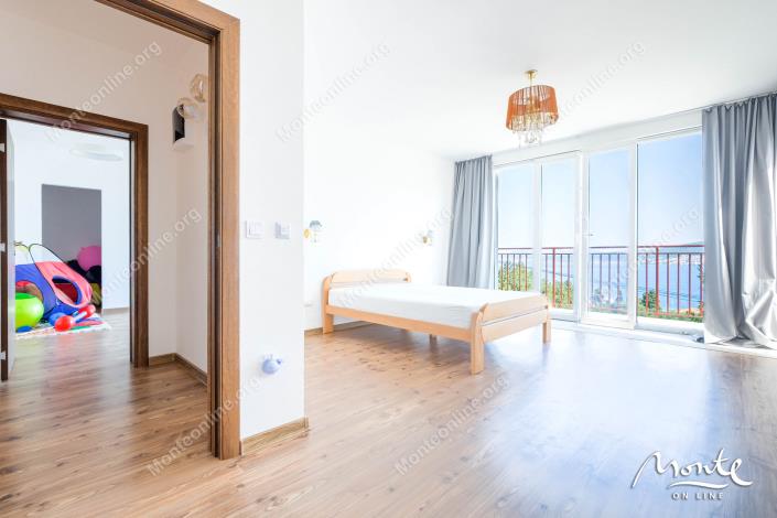 Image No.16-3 Bed House for sale