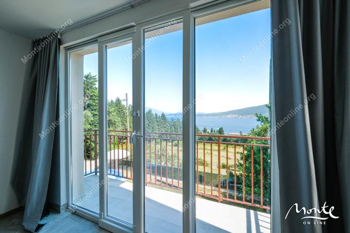 Image No.24-3 Bed House for sale