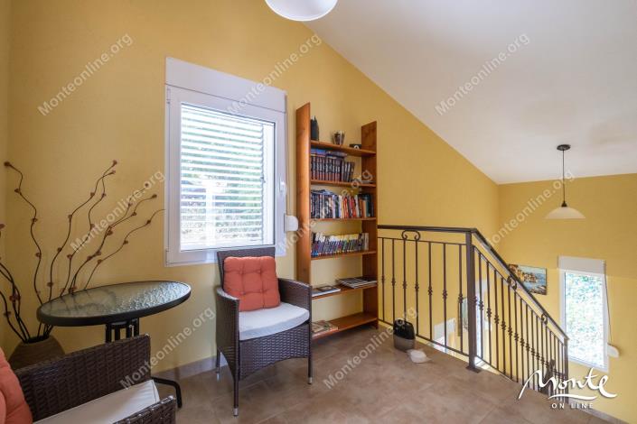 Image No.15-3 Bed House for sale