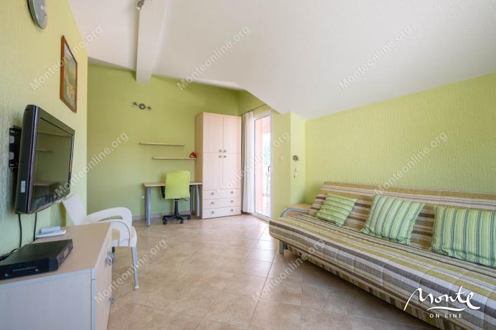 Image No.20-3 Bed House for sale