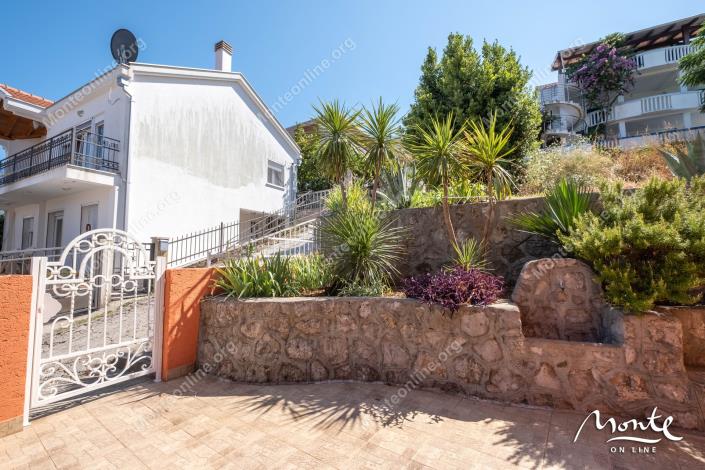 Image No.31-3 Bed House for sale