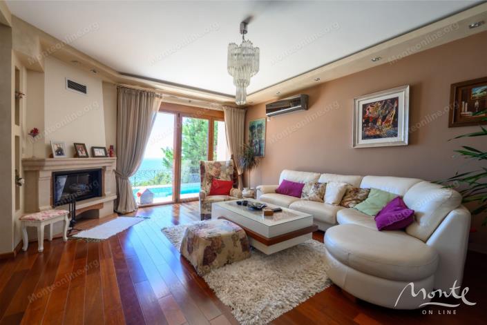 Image No.8-3 Bed House for sale