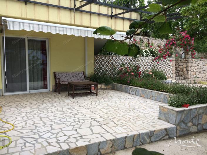 Image No.9-5 Bed House for sale