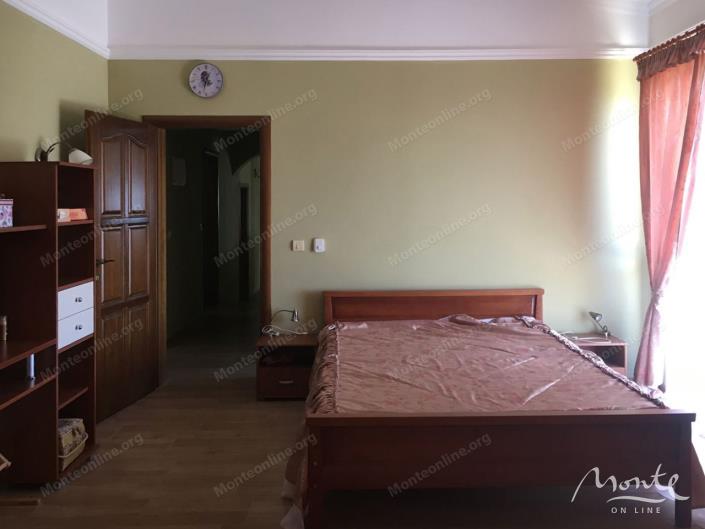 Image No.15-5 Bed House for sale