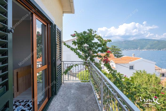 Image No.21-3 Bed House for sale