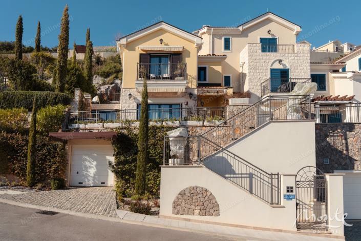 Image No.19-2 Bed Townhouse for sale