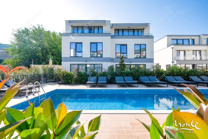 Image No.2-3 Bed Townhouse for sale