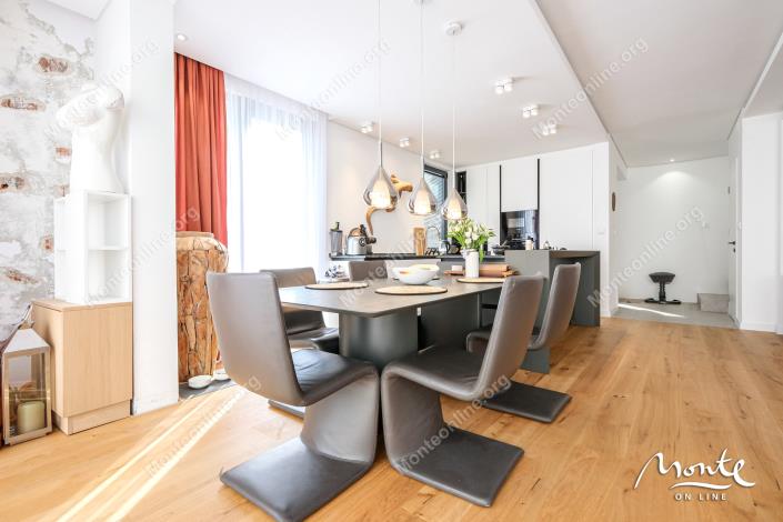 Image No.9-3 Bed Townhouse for sale