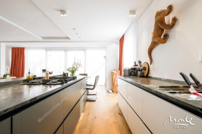 Image No.17-3 Bed Townhouse for sale