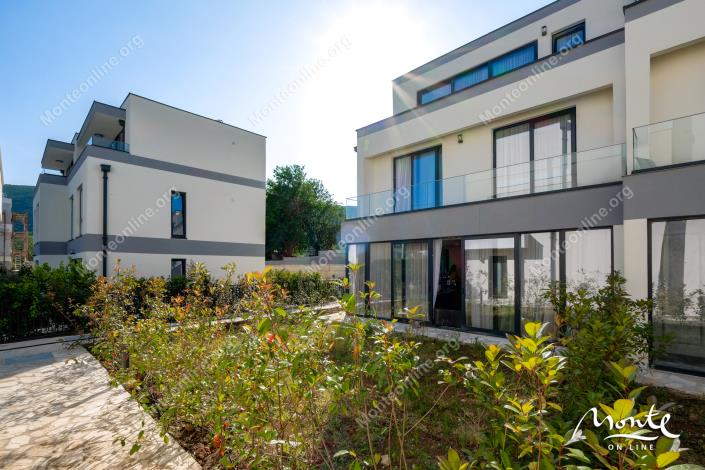 Image No.39-3 Bed Townhouse for sale