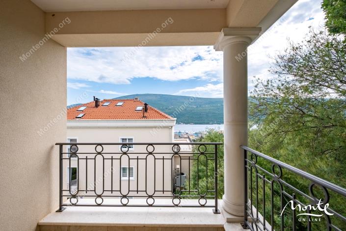 Image No.40-3 Bed Apartment for sale