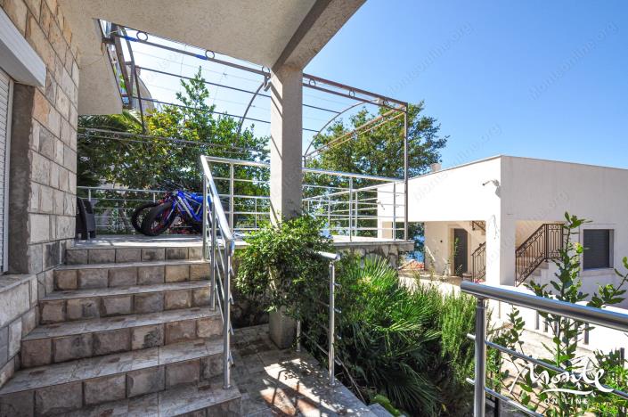 Image No.5-3 Bed House for sale