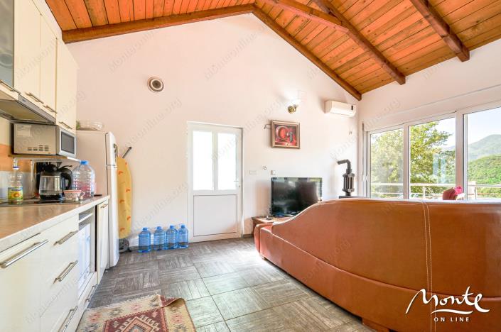 Image No.14-3 Bed House for sale