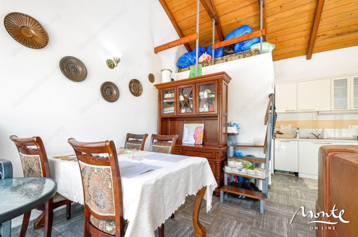 Image No.15-3 Bed House for sale