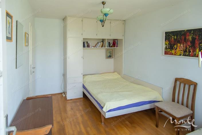 Image No.6-4 Bed House for sale