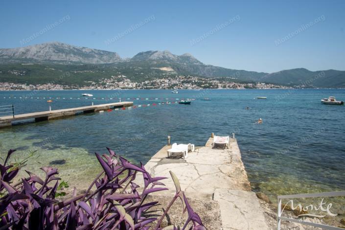 Image No.25-4 Bed House for sale