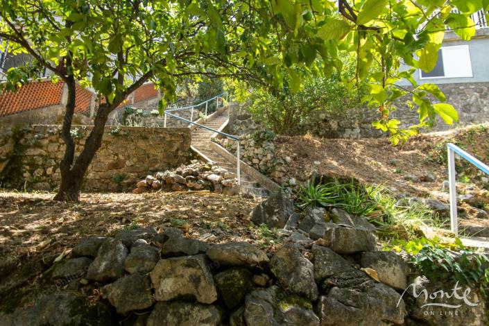 Image No.26-4 Bed House for sale