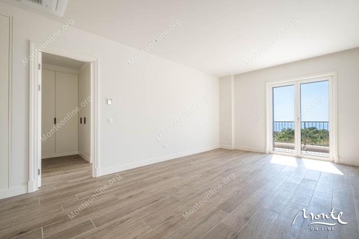 Image No.4-2 Bed Flat for sale