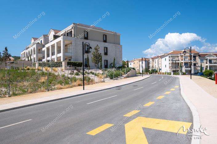 Image No.26-2 Bed Flat for sale