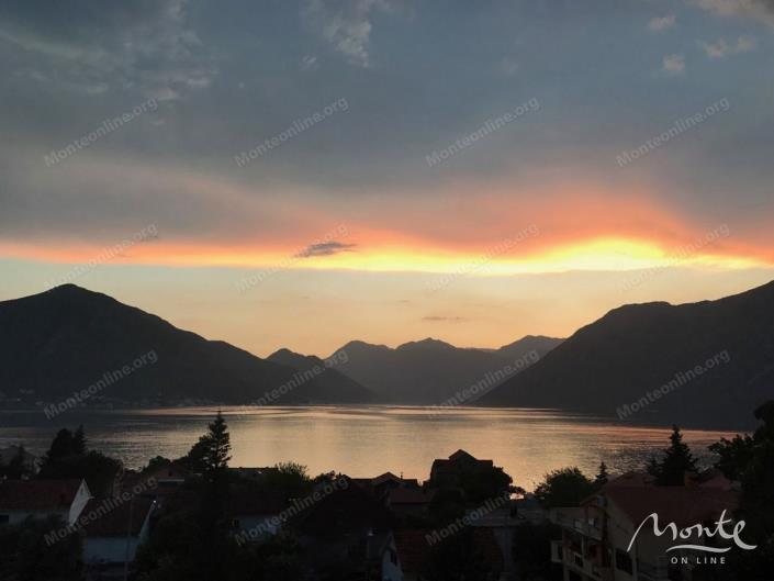 Image No.15-2 Bed Flat for sale