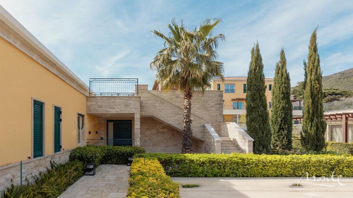 Image No.15-3 Bed Villa for sale